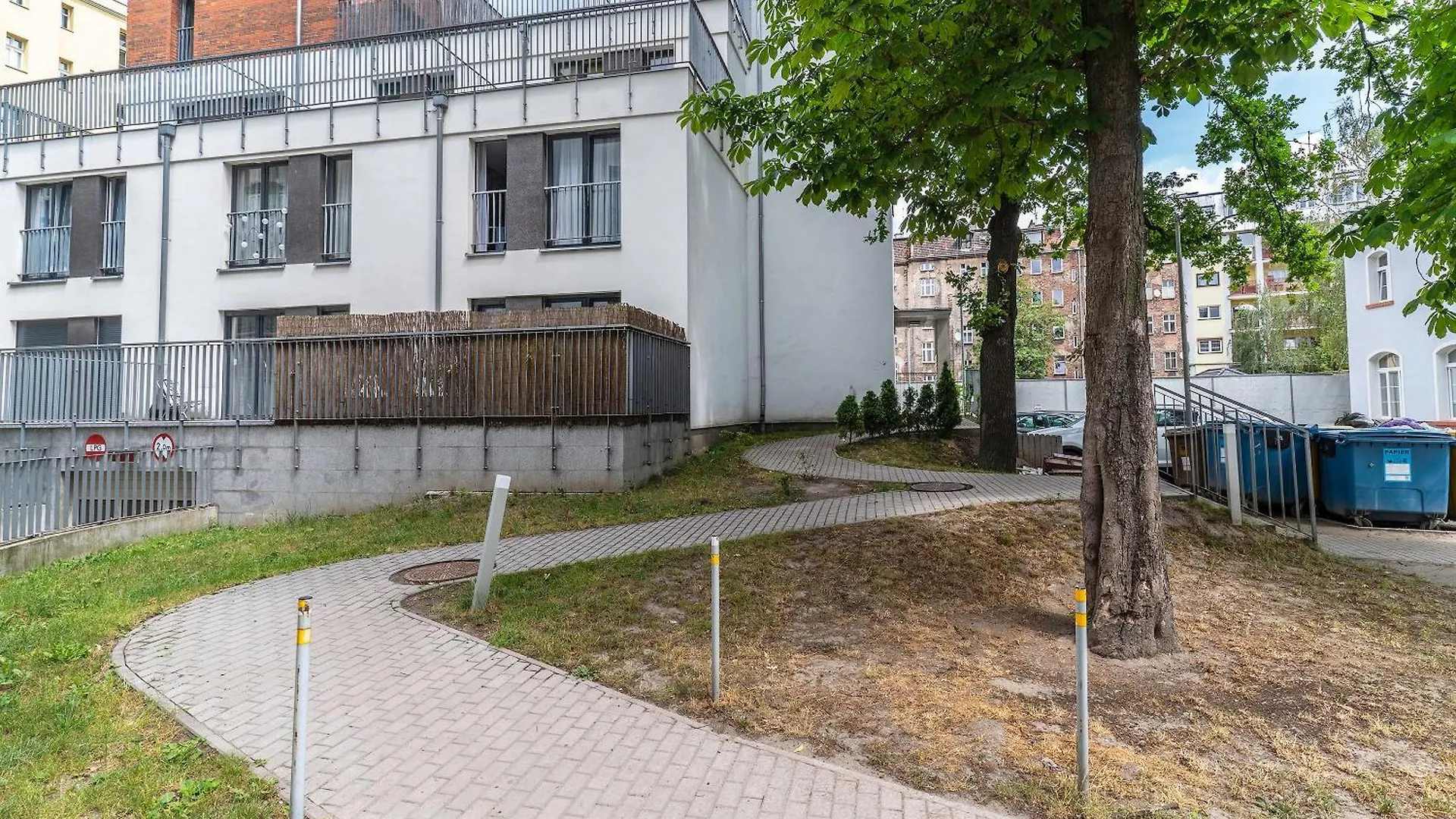 Green Apartment With Terrace Βρότσλαβ